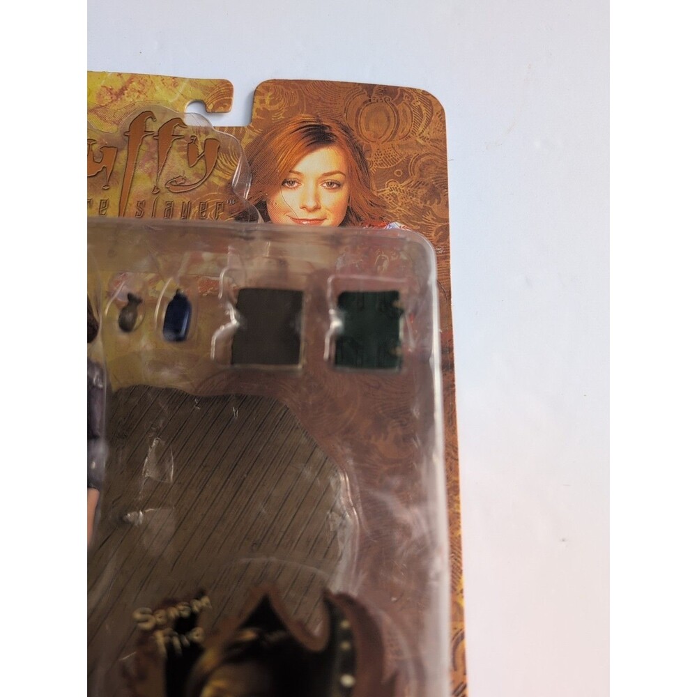 Buffy The Vampire Slayer | "WILLOW" SEALED Figure | Diamond Select Toys (2004) - Picture 3 of 11